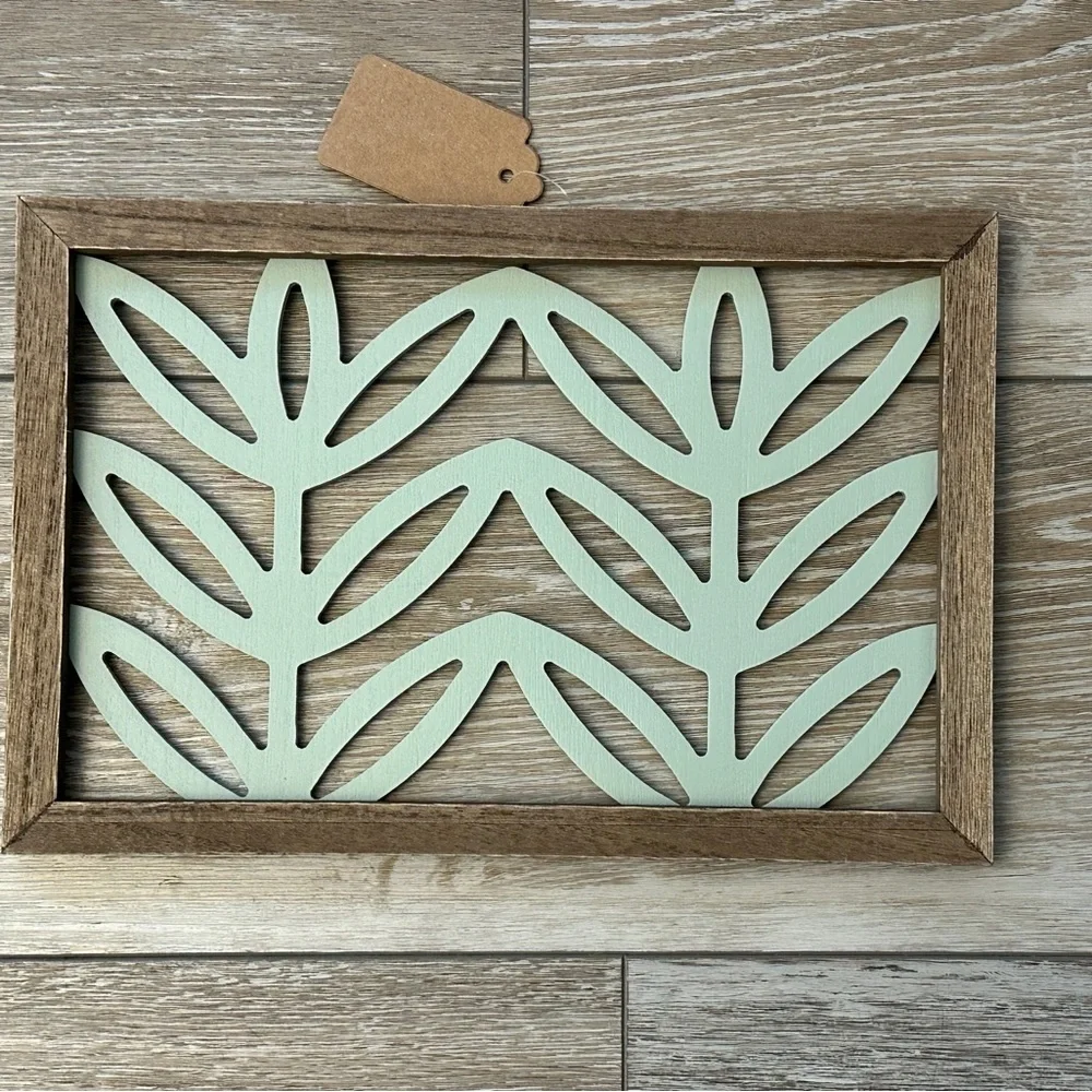 NWOT Sage Leaf Design Framed Wood Wall Decor Awesome! Coastal Cottage etc